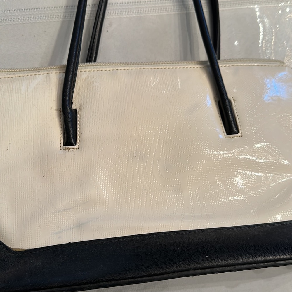Vintage Black & white shiny pocketbook - Picture 3 of 11